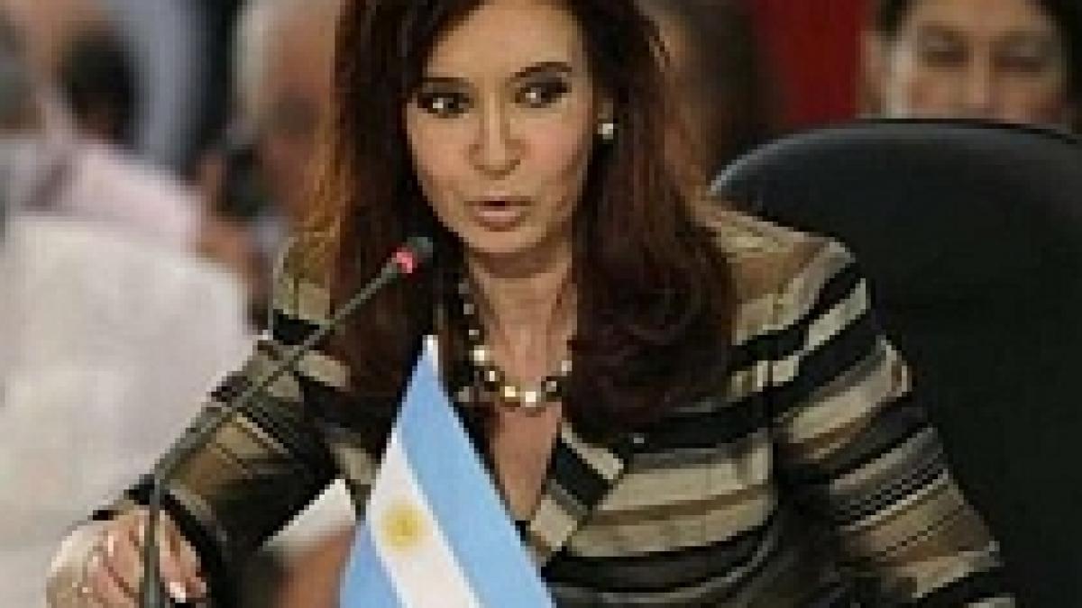 presedintele argentinei se teme de o lovitura de stat anuleaza toate vizitele externe