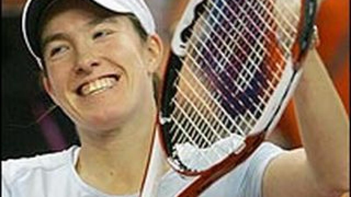 henin revine de la 0 1 si se califica in turul 4 la melbourne clijsters zdrobita de petrova