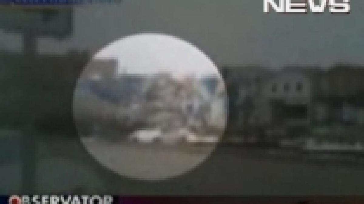 salvata in ultima clipa o calugarita cat pe ce sa fie lovita de tren video