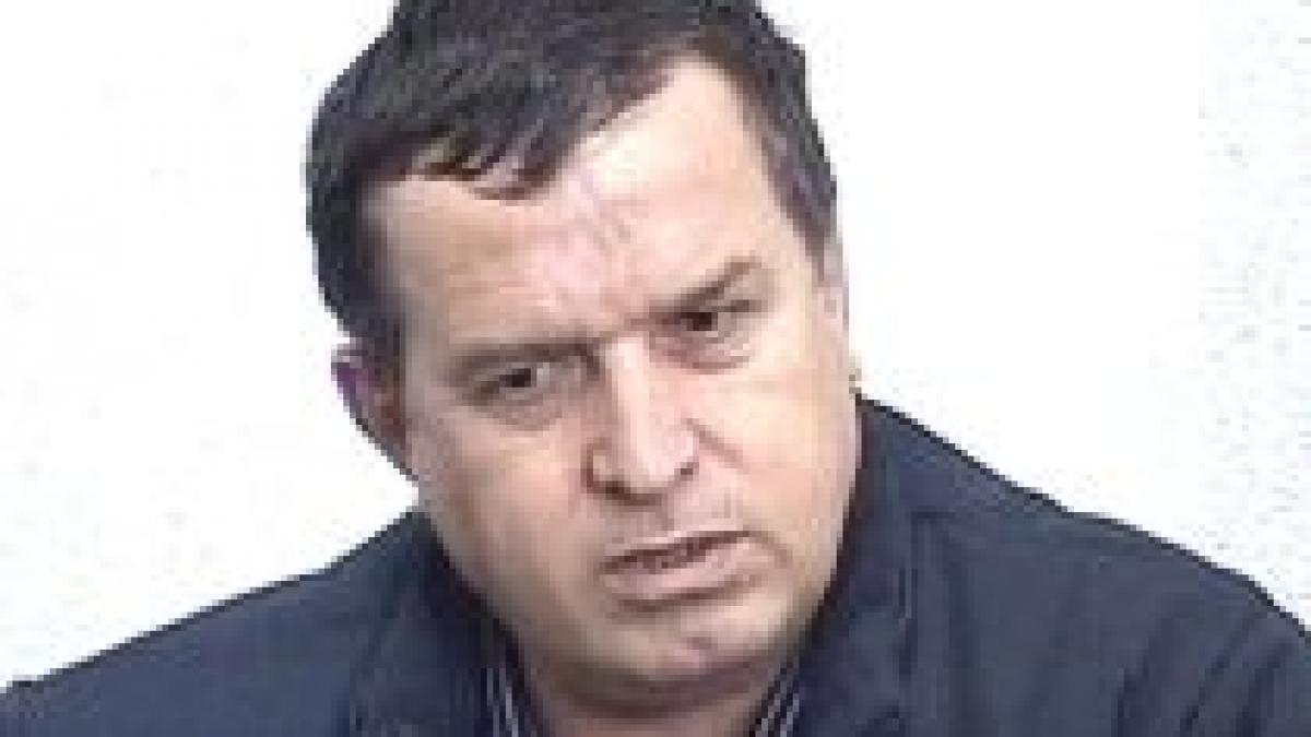 primarul din ramnicu valcea condamnat la trei ani de inchisoare pentru luare de mita s a predat