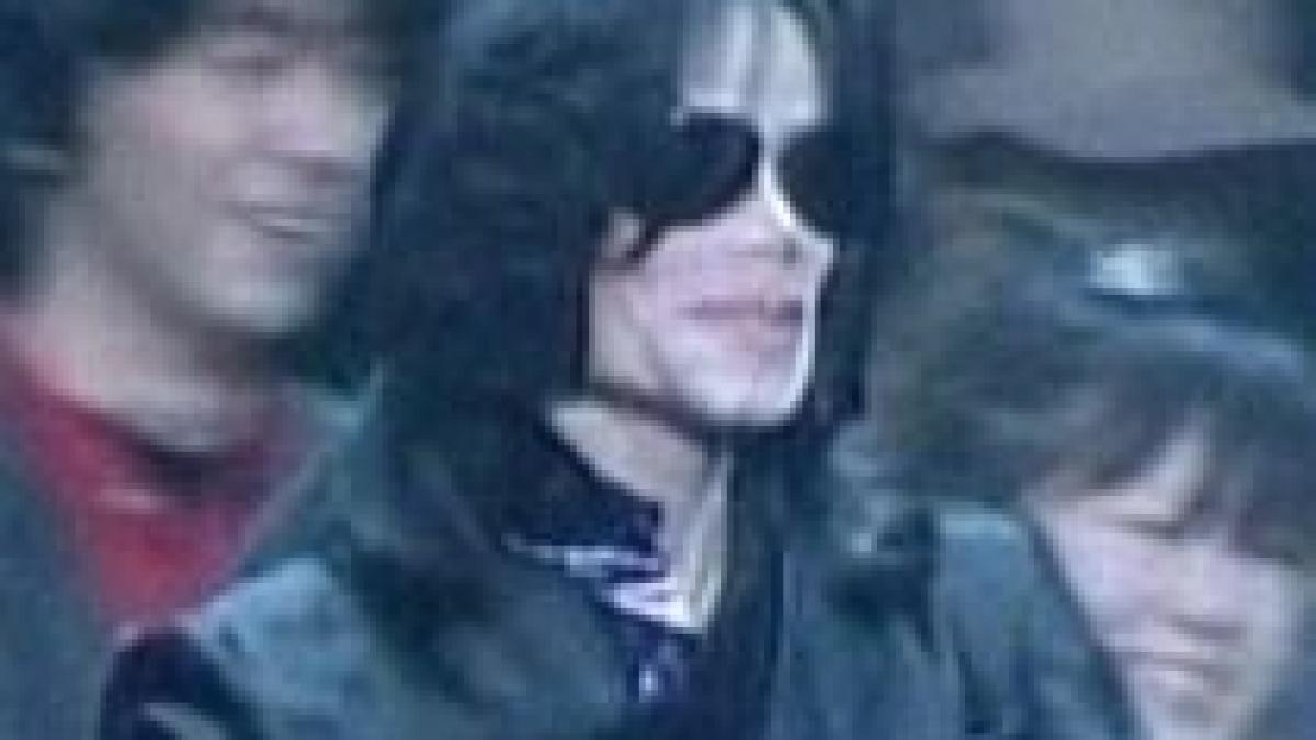 michael jackson recompensat cu premiul grammy pentru intreaga activitate