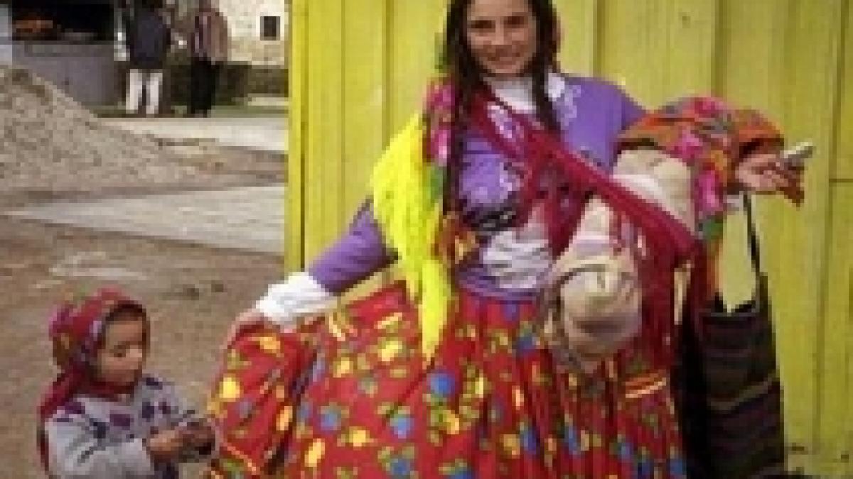 centrul de cercetari demografice romii se inmultesc de 2 5 ori mai repede decat romanii