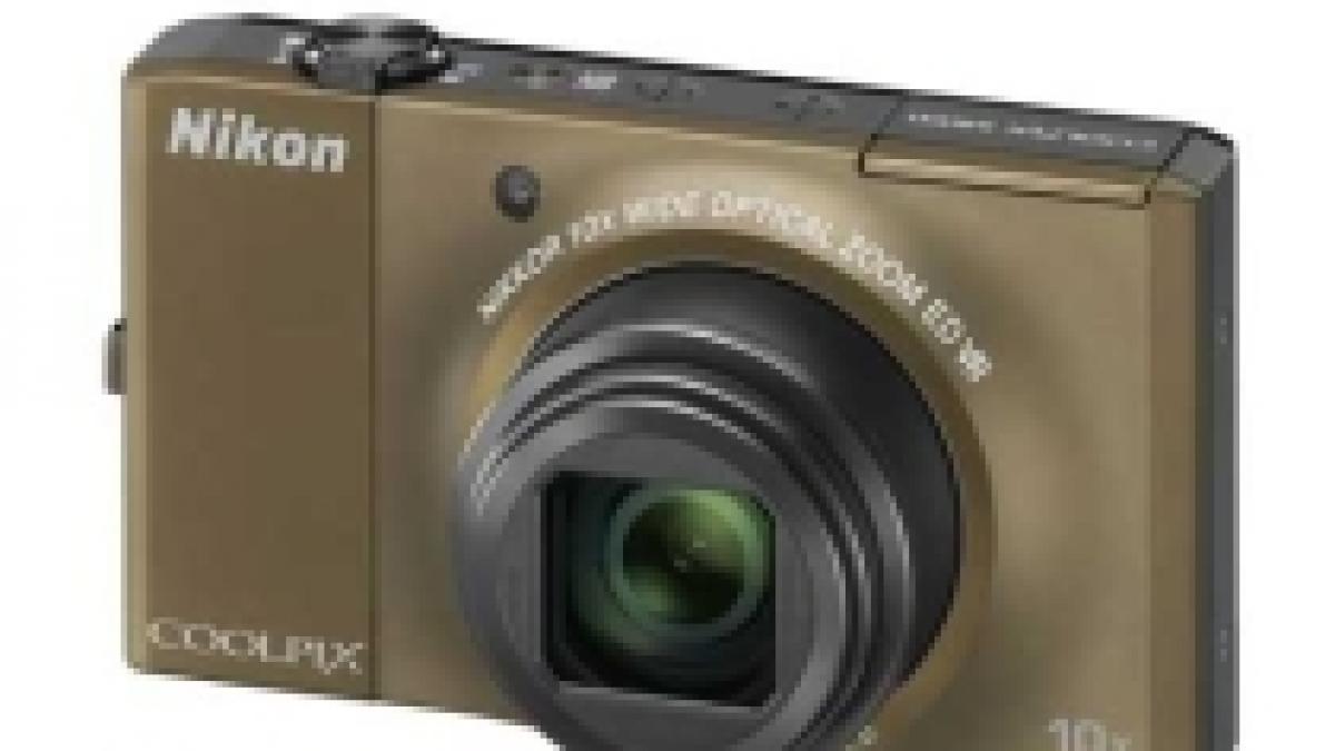 nikon lanseaza coolpix s8000 printre cele mai subtiri camere din lume cu zoom 10x foto