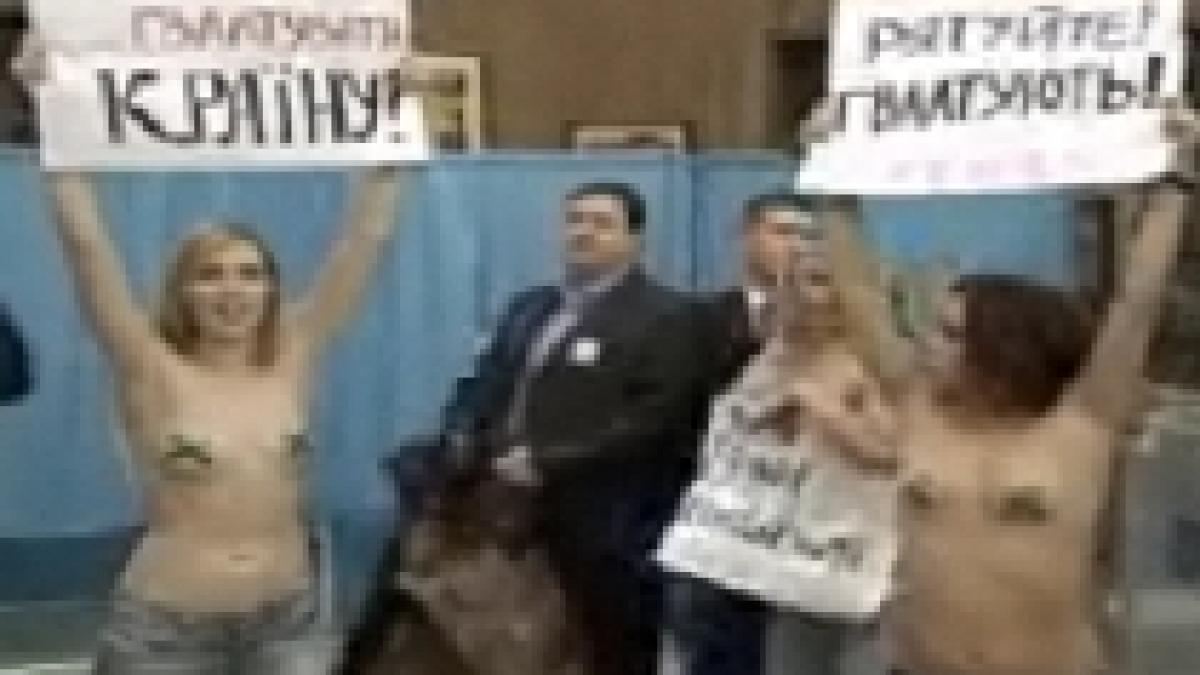 protest seminud in ucraina patru femei au militat topless video