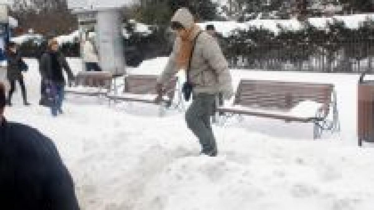 romania inzapezita scoli inchise ambulante blocate trafic de cosmar vezi tabloul zilei si ce ne