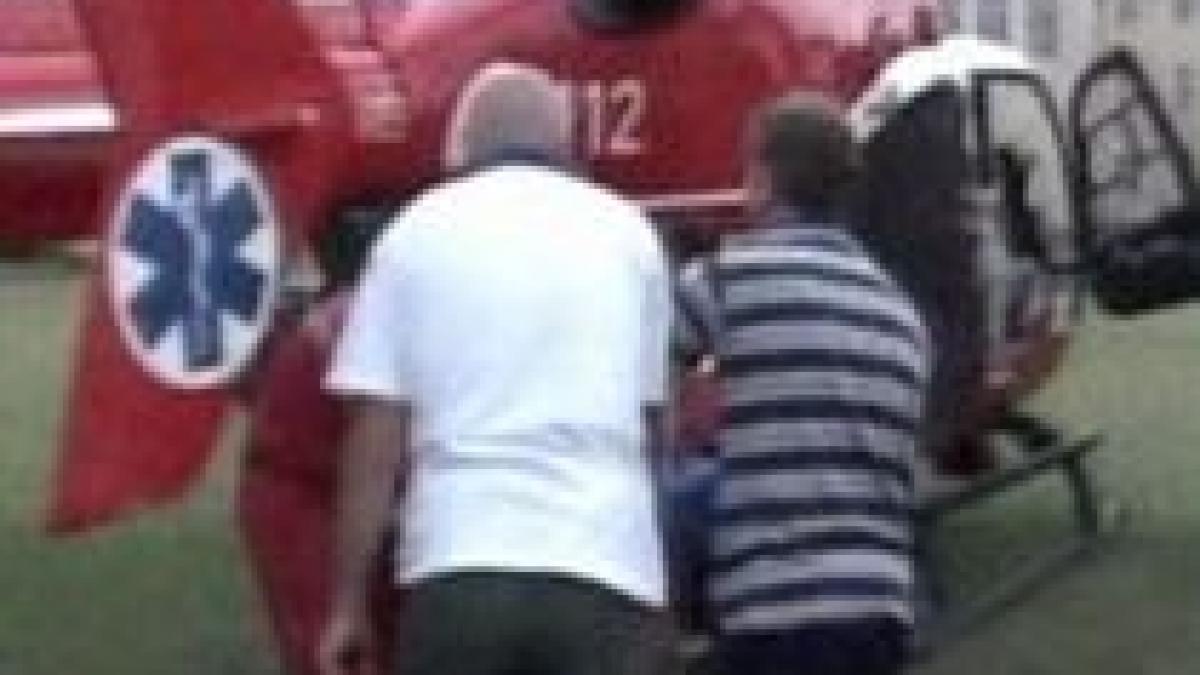 salvate din nameti trei gravide din calarasi transportate cu un elicopter smurd in capitala video
