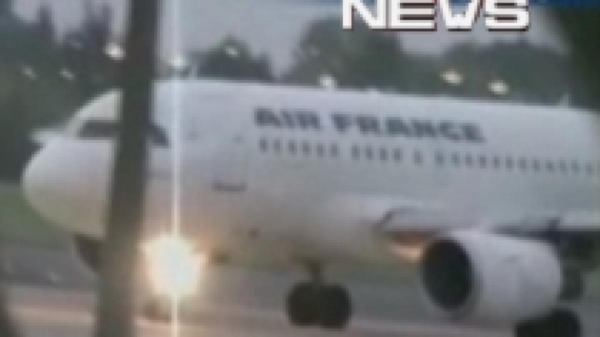 aterizare cu probleme pe otopeni pilotul unui avion air france a semnalat fum in cabina
