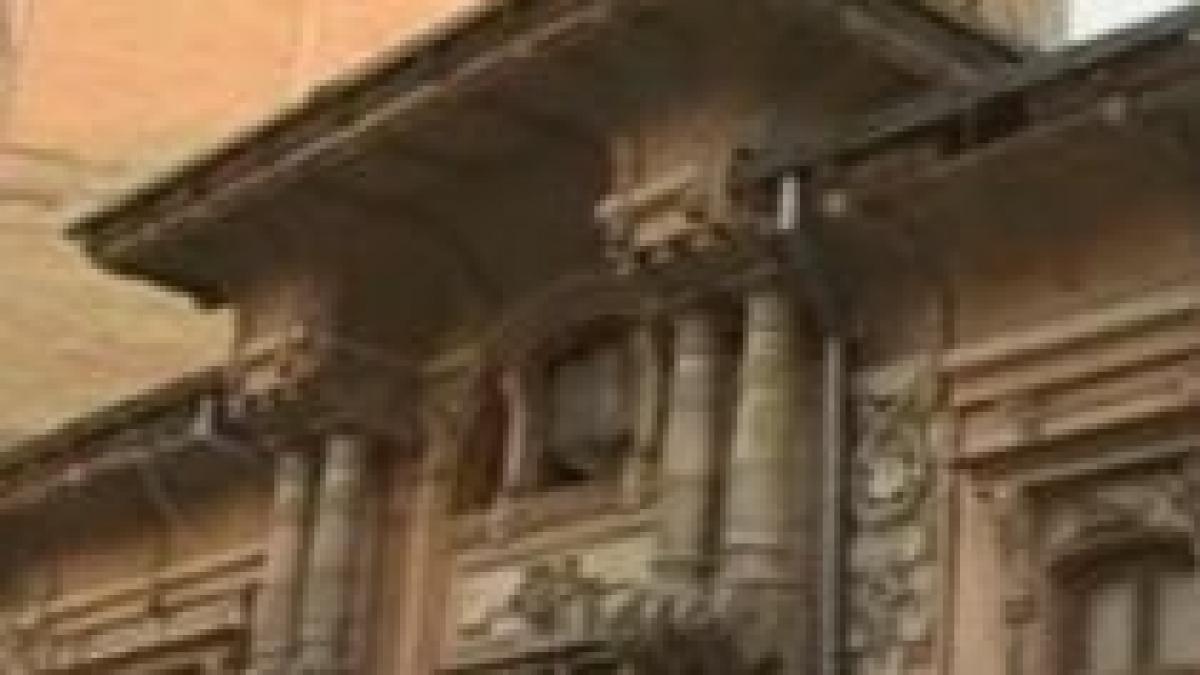 casele de patrimoniu din bucuresti incendiate din interese imobiliare video