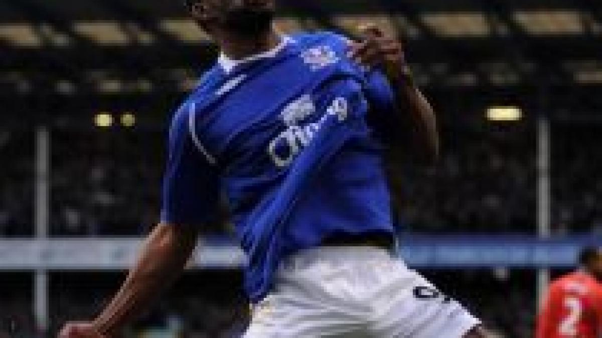 chelsea se impiedica de everton 1 2 manchester united nu reuseste sa profite