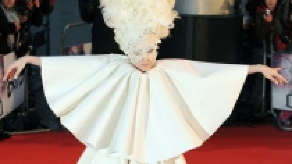 brit awards 2010 lady gaga a obtinut trei trofee vezi lista castigatorilor video