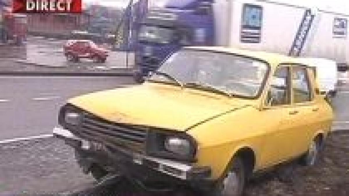 deva s a urcat cu masina pe un rond pentru ca nu stia de existenta lui video