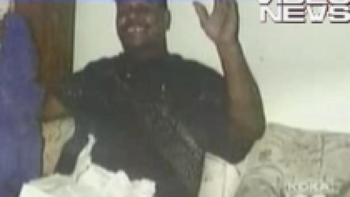 se intampla si in america a murit dupa ce a asteptat ambulanta doua zile video