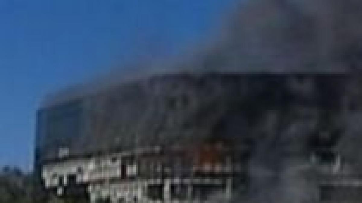 prabusirea avionului din texas un atac sinucigas pilotul era furios pe serviciul fiscal video