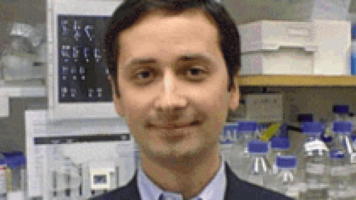 un cercetator roman a facut posibila detectarea cancerului doar printr o simpla analiza de sange