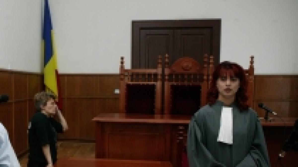 numele lui adrian pintea disputat in justitie de sotia si sora actorului