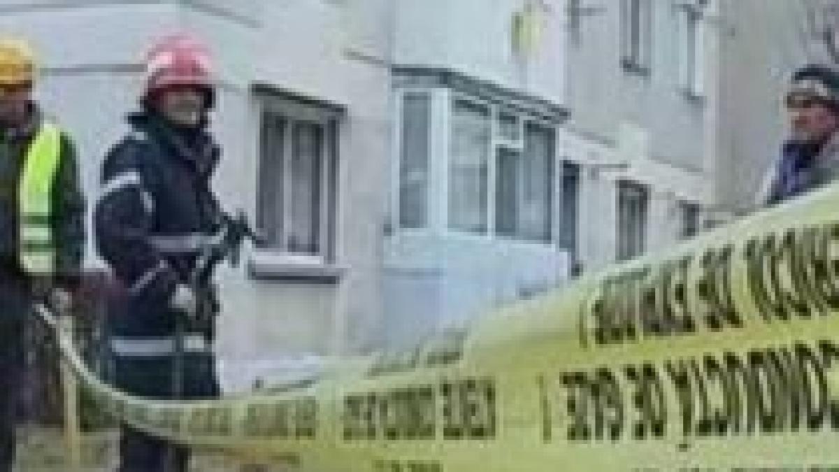 pitesti zeci de oameni au ramas fara gaze dupa ce un muncitor a lovit o conducta video