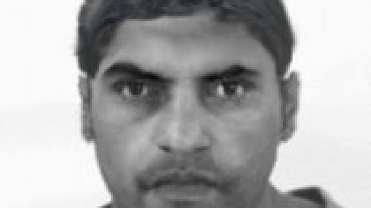 barbatul care a injunghiat zece femei in iasi a fost prins in timp ce ataca o eleva video