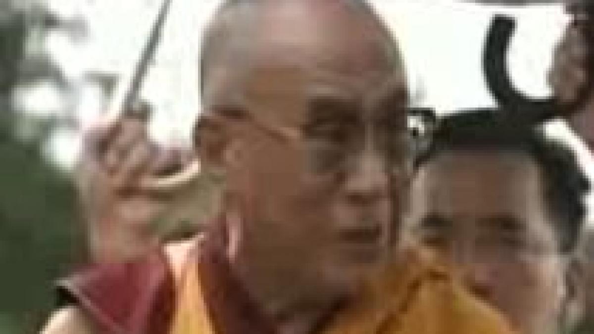 dalai lama si a deschis cont pe twitter