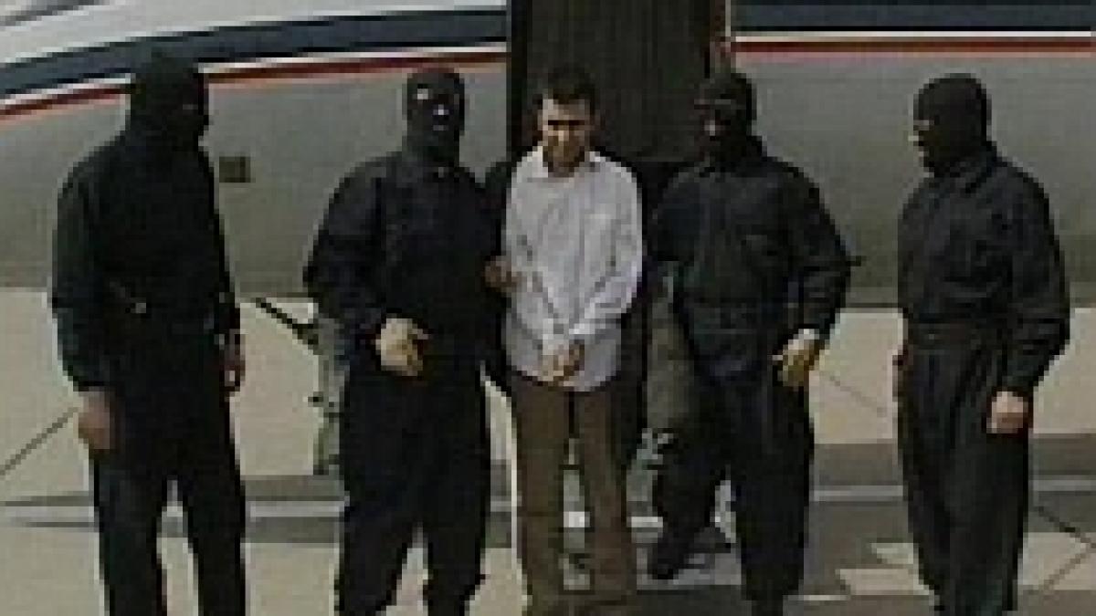 iran acuza sua de sustinerea liderului grupului rebel sunit jundallah