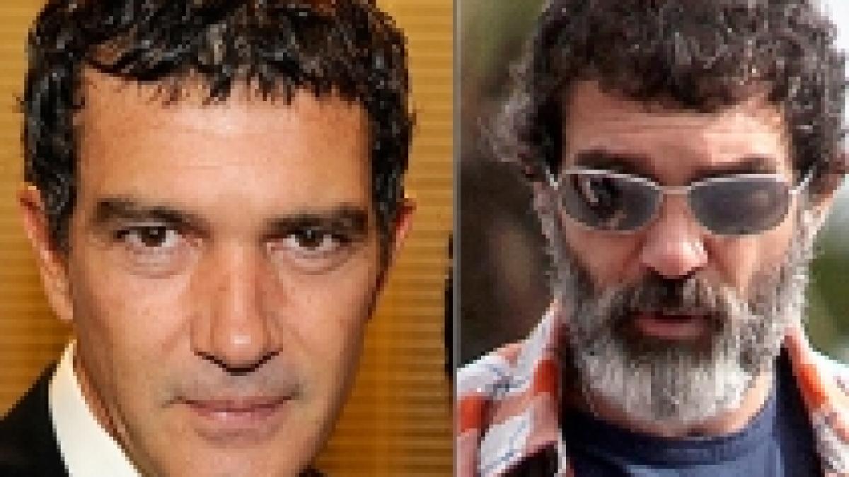 antonio banderas de nerecunoscut pe strazile din barcelona foto