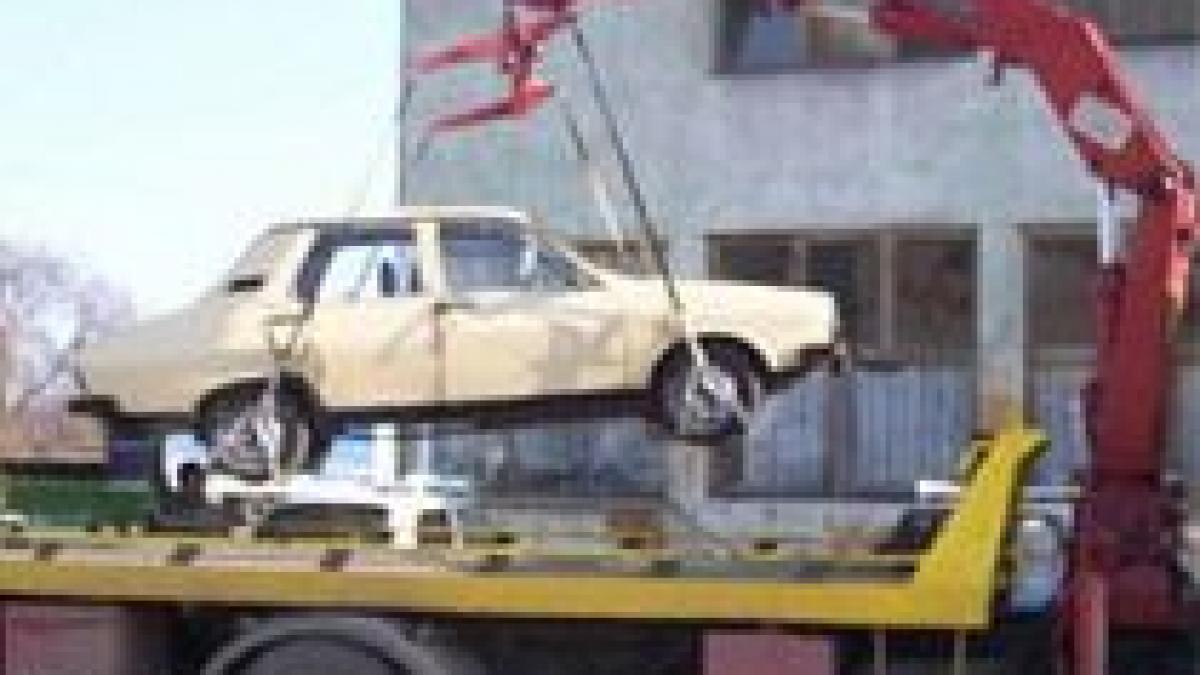 masinile parcate ilegal vor fi ridicate din toate sectoarele capitalei primaria scoate la licitatie