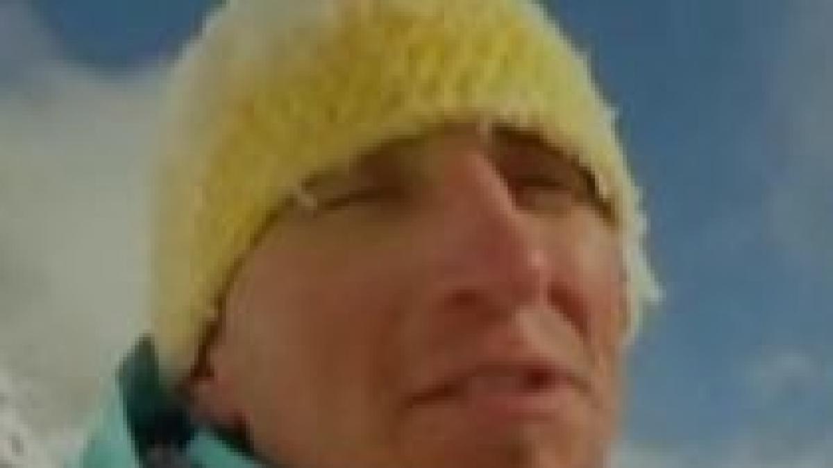 s a filmat in timp ce a fost surprins de o avalansa video