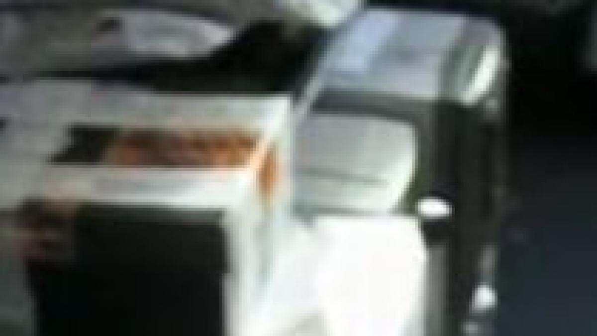 baia mare 12 tineri arestati si zeci de calculatoare confiscate din cauza pirateriei video