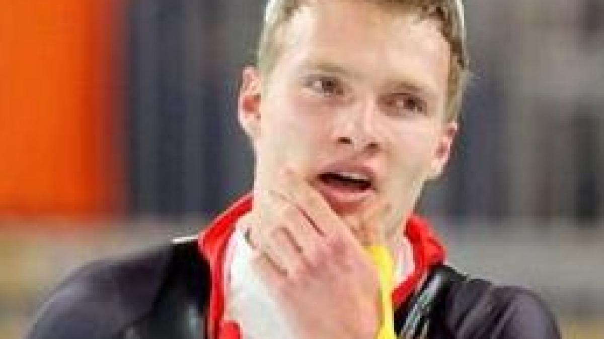 un neamt a ratat o finala olimpica la vancouver din cauza ca nu a auzit telefonul mobil