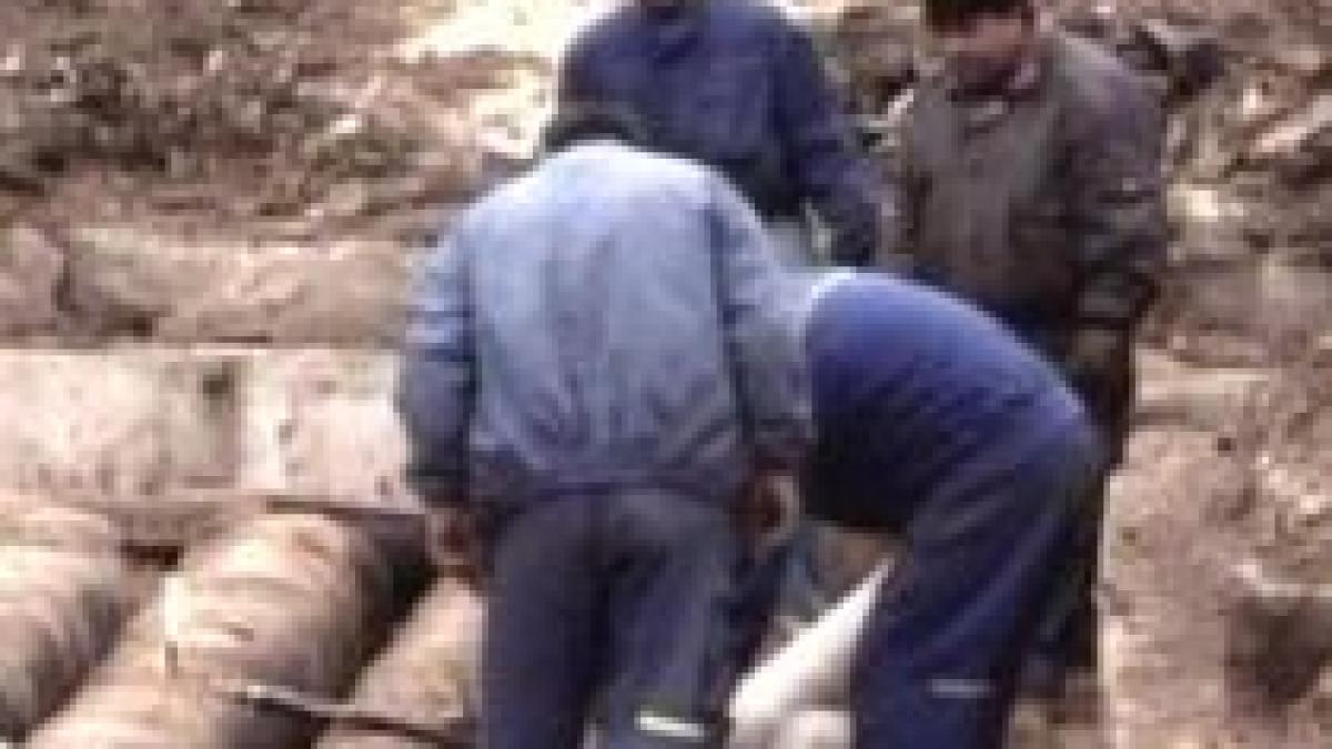 furnizarea apei potabile intrerupta in vaslui dupa ce o conducta veche de 40 de ani s a spart video