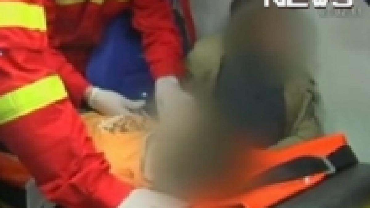 o fetita de 10 ani a fost lovita de tren dupa ce a fugit de acasa video