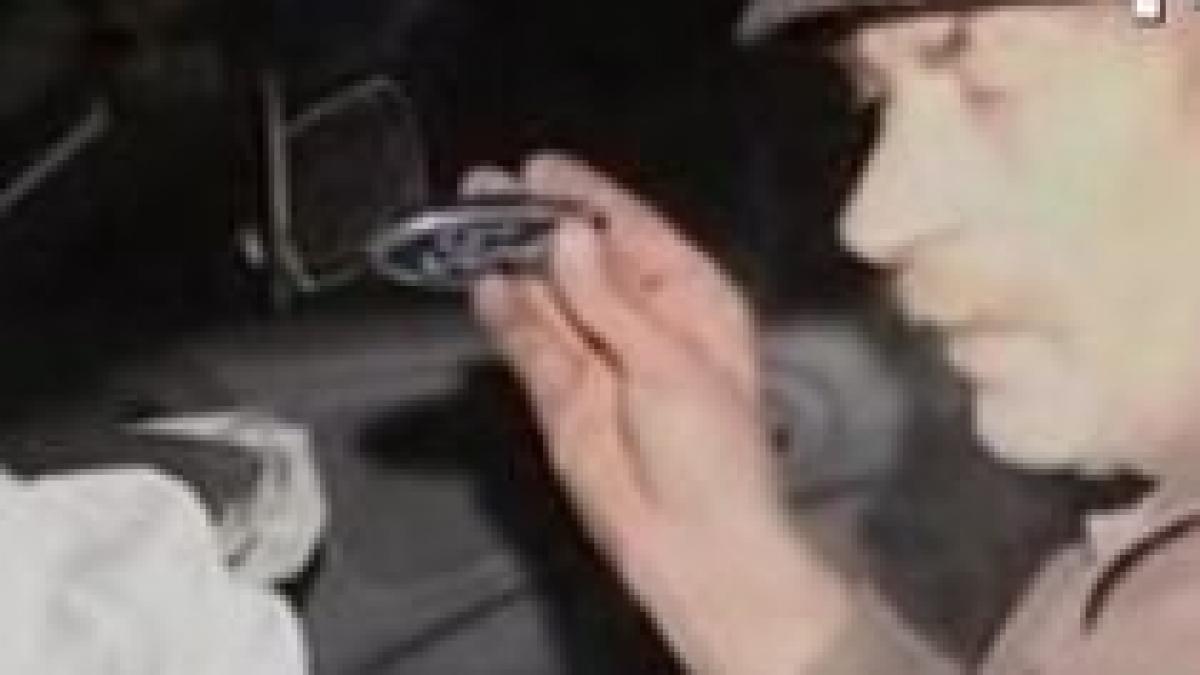 un sofer turmentat a provocat un accident dupa care facea glume cu politistii video