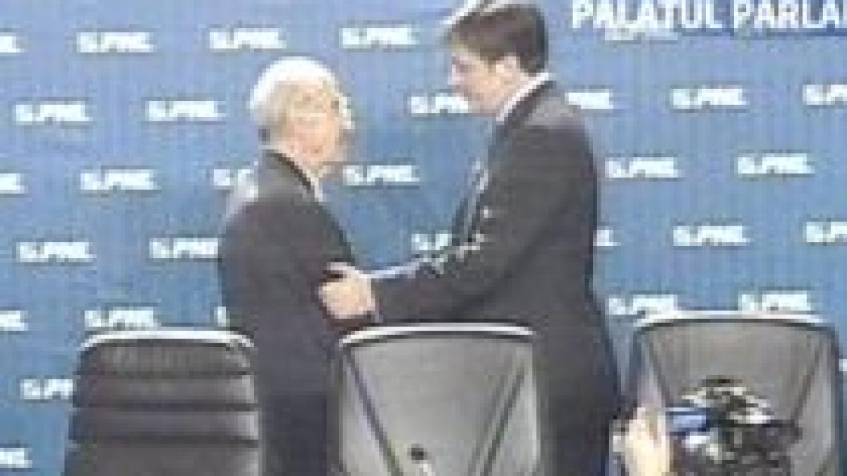 crin antonescu propune continuarea colaborarii cu actiunea populara pentru patru ani