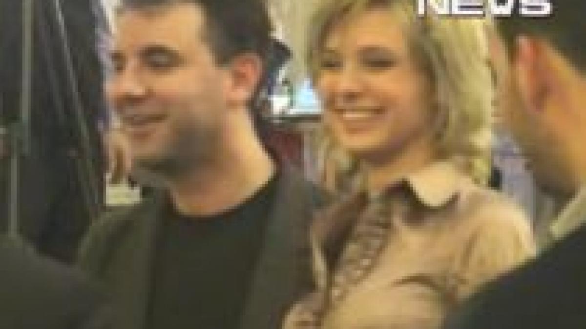 femeile din pnl tinere dornice de afirmare video