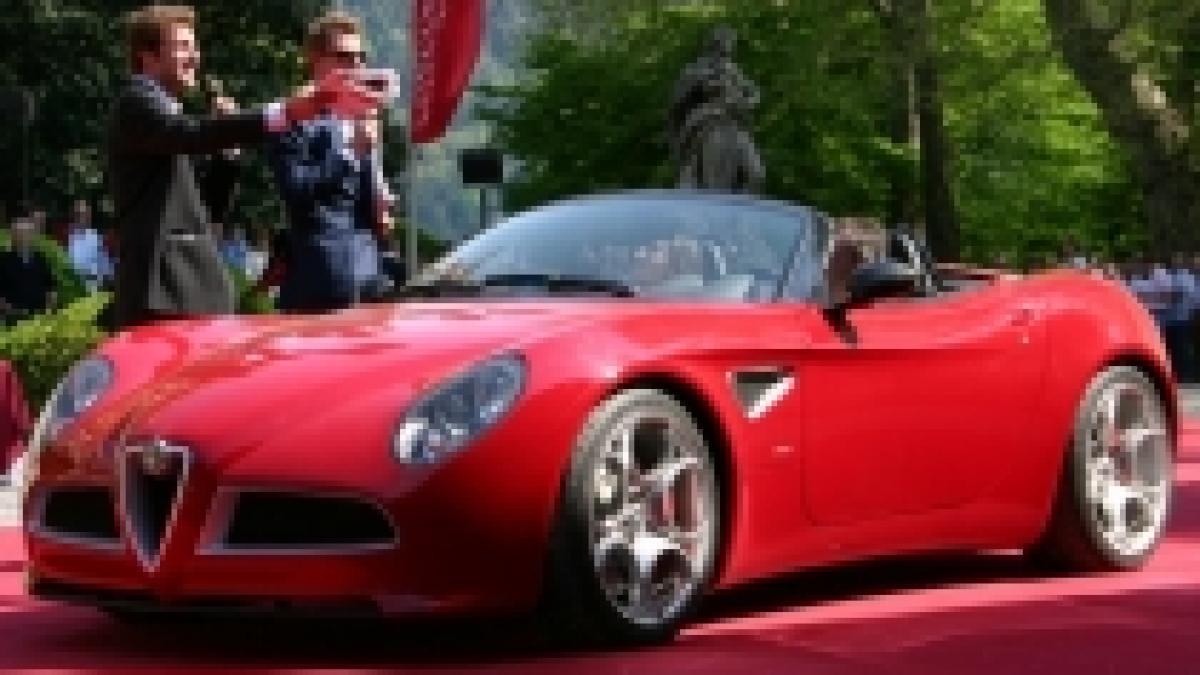 alfa romeo 8c spider un supercar pursange de colectie va putea fi admirata in romania foto