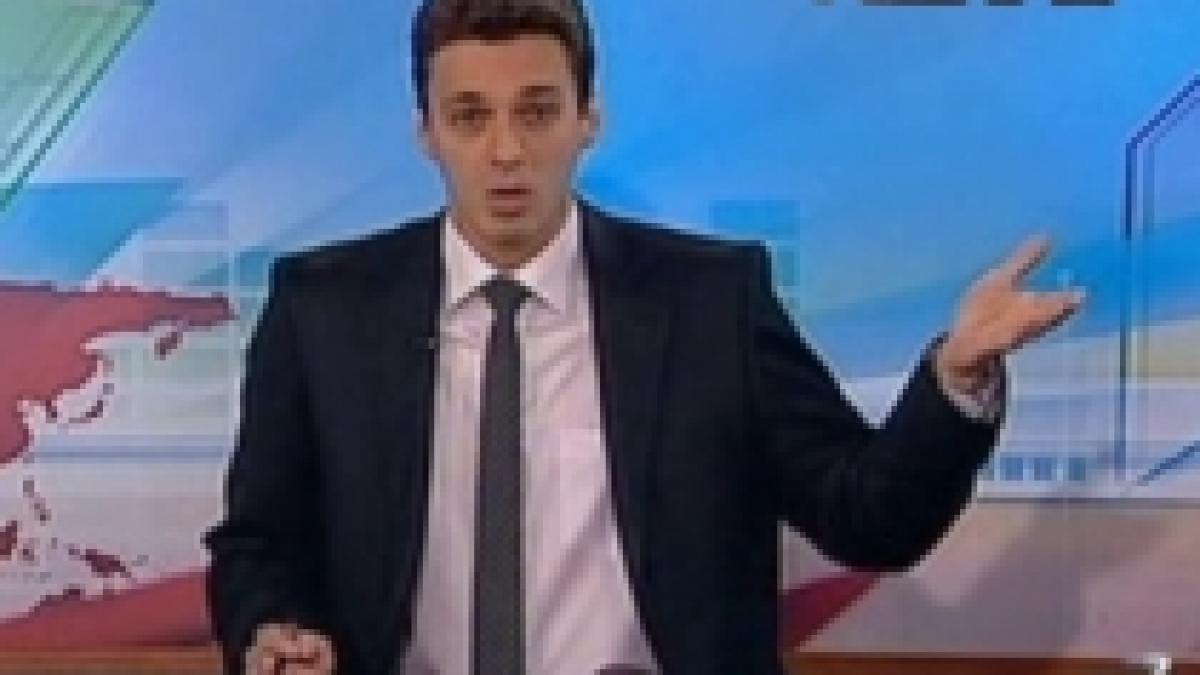 mircea badea domnul boc ar trebui sa se plimbe cu pene pe fund prin fata muzeului antipa video