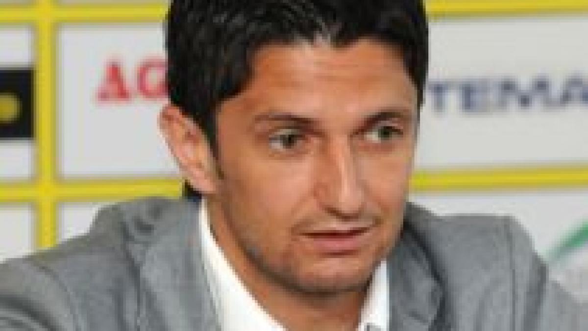 razvan lucescu unii vorbesc despre nationala ca sa se dea destepti altii au interese