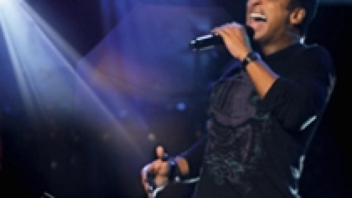 jon secada concerteaza la sala palatului din bucuresti pe 19 mai