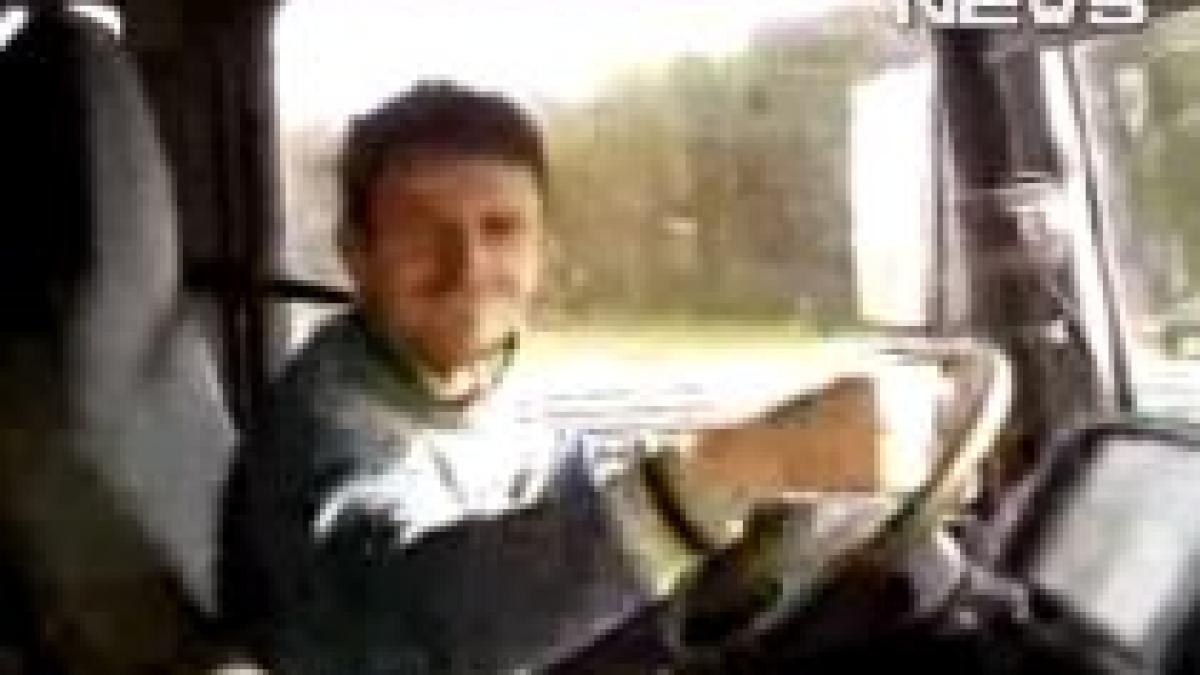 tarzan soferul care dansa la volanul unui tir prins beat la volan video