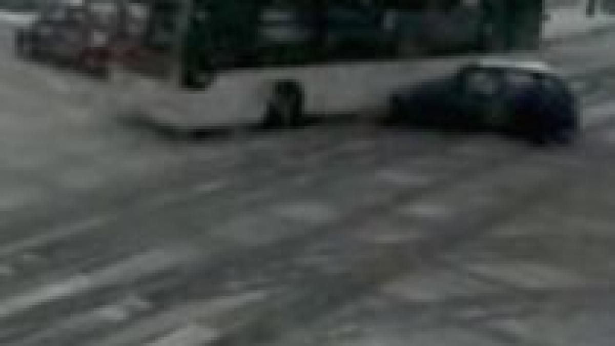 soferul autobuzului care a lovit mortal un barbat in capitala a fost concediat video