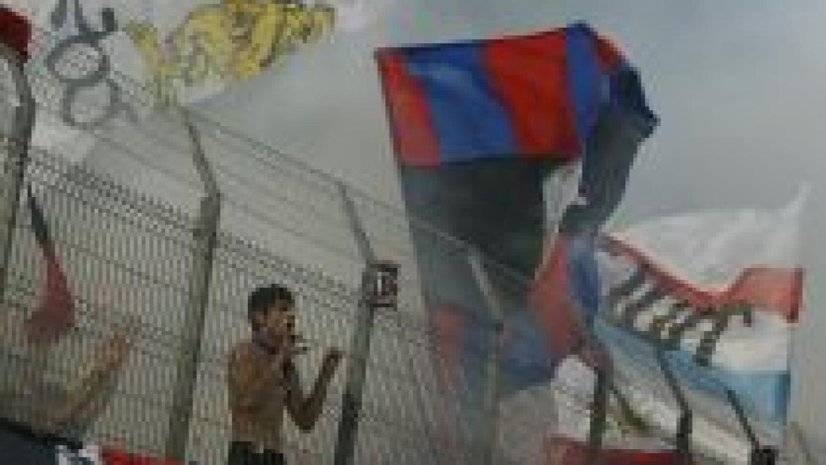 bataie in plina strada intre ultrasii stelisti si dinamovisti soldata cu 30 de retineri