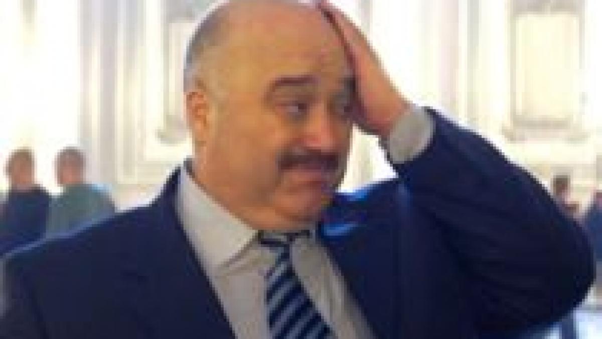 catalin voicu unul dintre cei mai saraci parlamentari locuieste cu parintii si traieste din