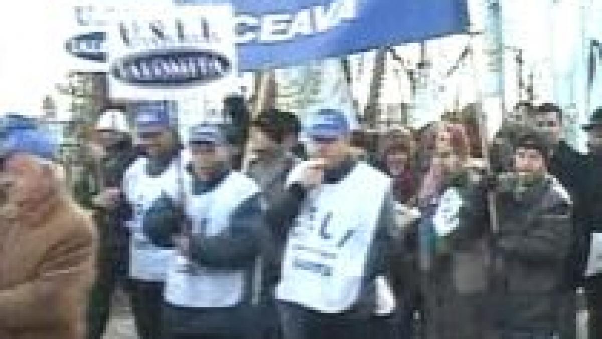 profesorii si sindicalistii de la cartel alfa ameninta cu greva generala