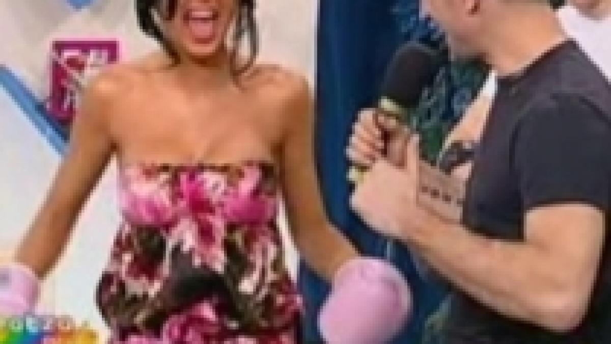 puterea sanilor daniela crudu il pune la pamant pe boxerul profesionist marius tita video