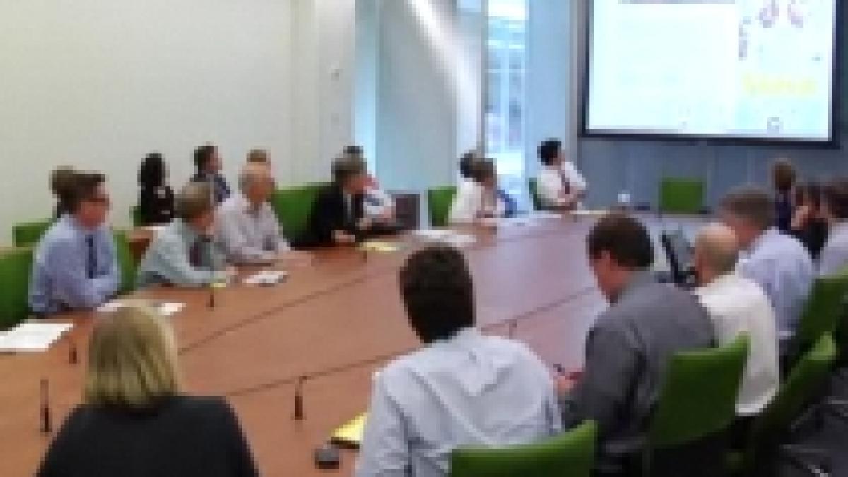 site ul new york times transmite sedintele zilnice de redactie vezi prima inregistrare