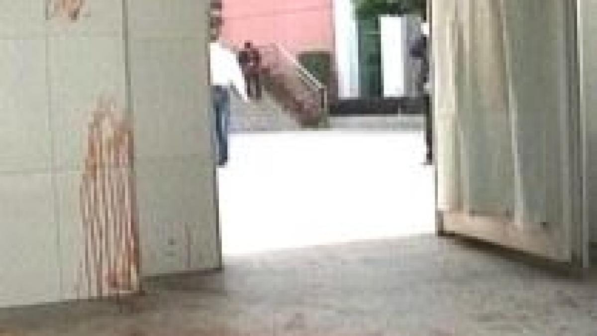 moment de reculegere la o scoala din china dupa ce opt copii au fost injunghiati mortal video