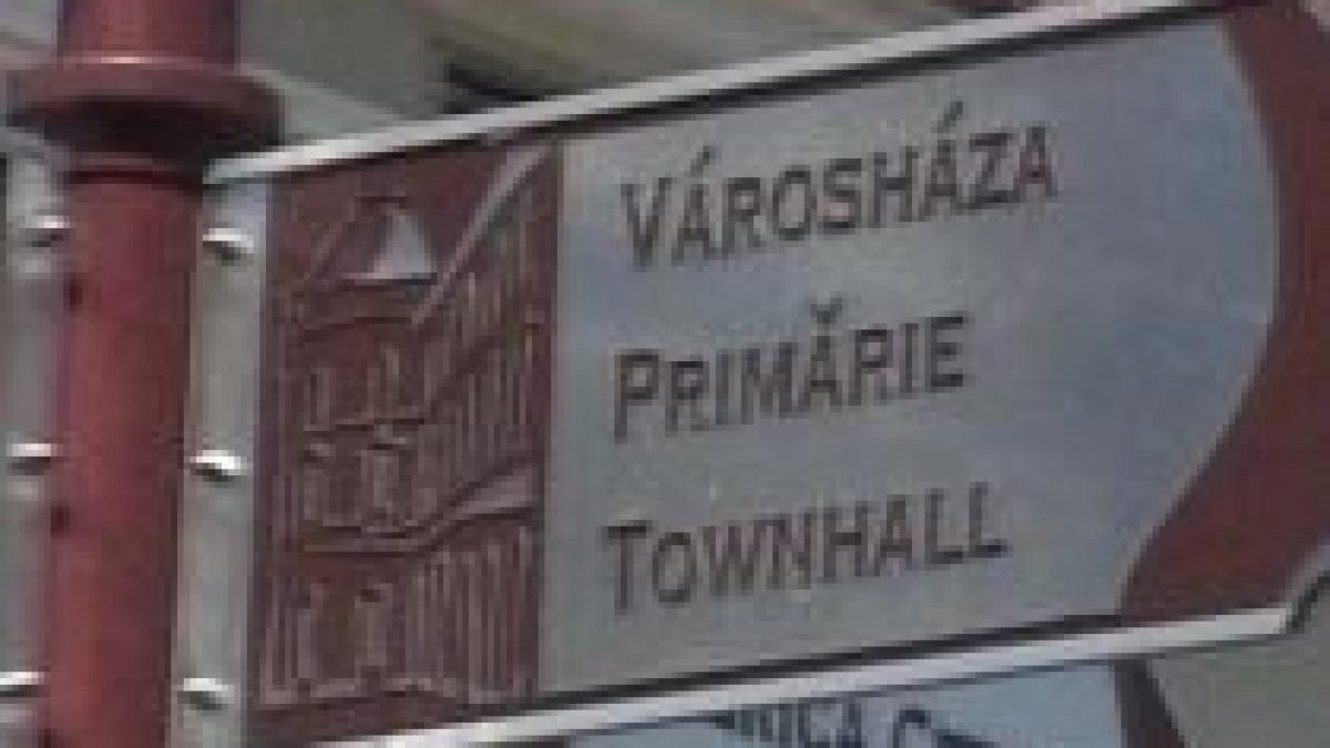 indicatoare ilegale in sfantu gheorghe maghiara inaintea limbii romane