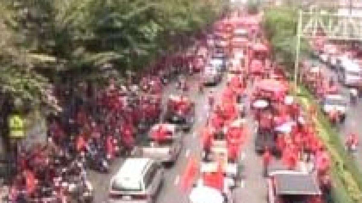 tensiuni in thailanda camasile rosii la un pas de a prelua puterea video