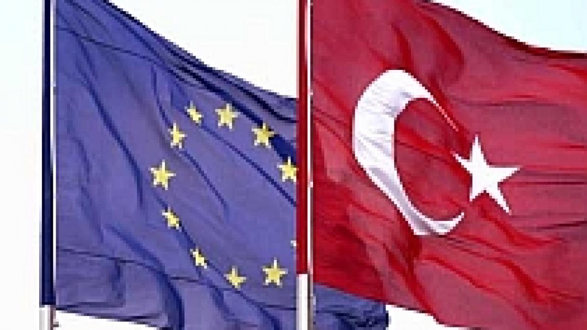 ankara respinge propunerea lui merkel de parteneriat privilegiat cu ue