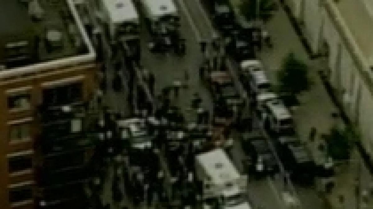 atentate sinucigase la metroul din moscova cel putin 37 de morti in urma a doua explozii video