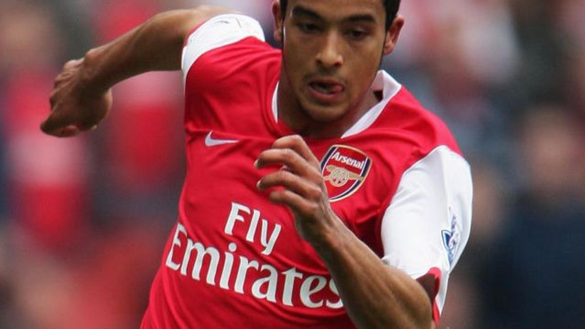 theo walcott sustine ca alearga suta de metri in 10 3 secunde